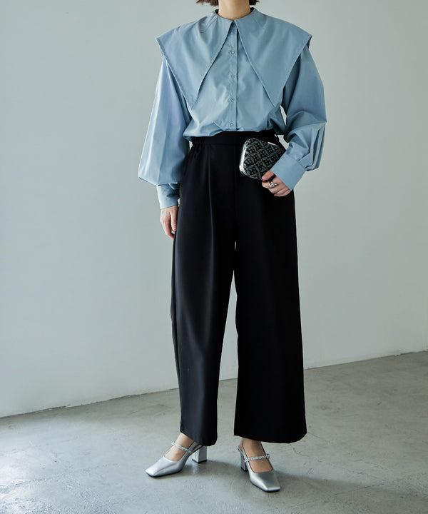 {"color":"\u30b7\u30eb\u30d0\u30fc","info":"model\uff1aH171cm size\uff1a24cm"}