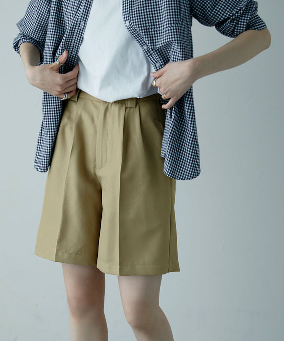{"color":"\u30d9\u30fc\u30b8\u30e5","info":"model\uff1aH170cm size\uff1aM"}