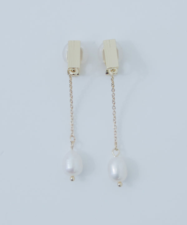 {"color":"\u30b4\u30fc\u30eb\u30c9","info":""}