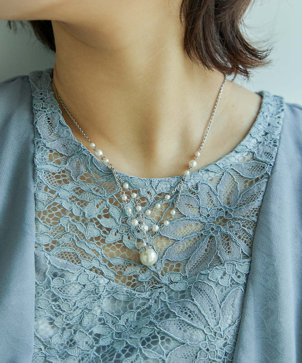 {"color":"\u30b7\u30eb\u30d0\u30fc","info":""}