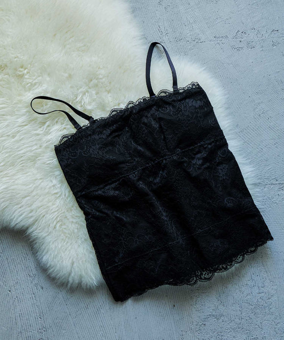 niana 花柄レース重ねスムースベアトップ　ストラップ付き ブラック