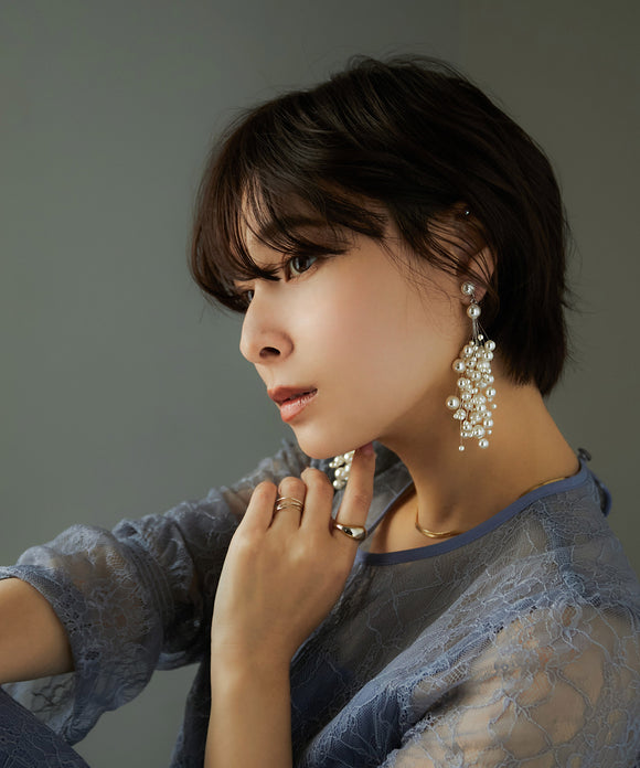 niana ジプソパールイヤリング ベージュ