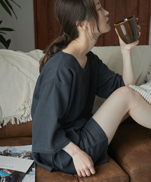 Fashion Letter T100ワッフルルーム　ショートパンツセットアップ チャコール