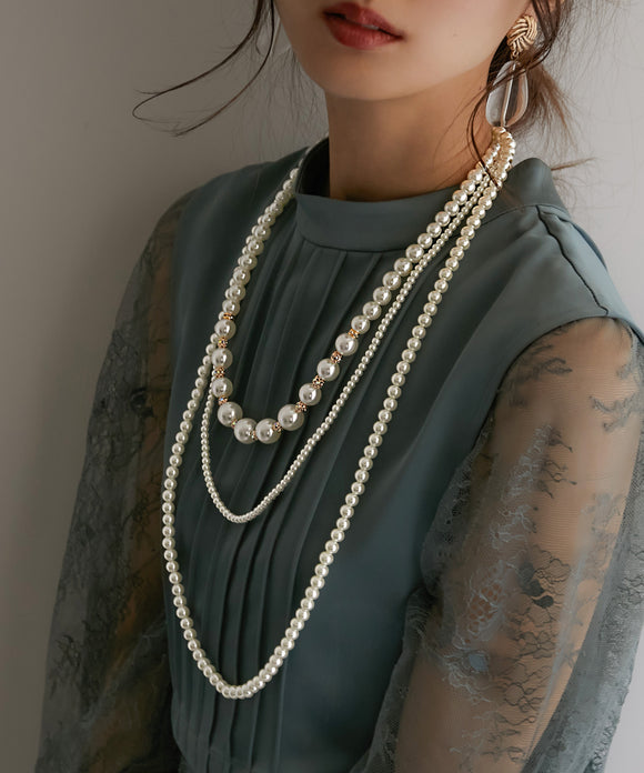 {"color":"\u30d9\u30fc\u30b8\u30e5","info":"model\uff1aH161cm size\uff1aF"}