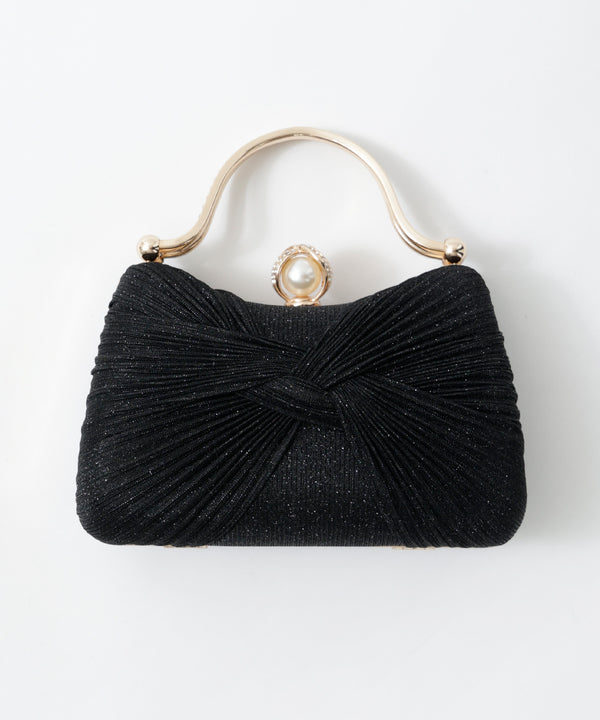 {"color":"\u30d6\u30e9\u30c3\u30af","info":""}