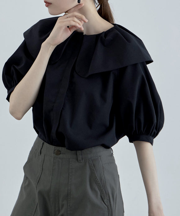 {"color":"\u30d6\u30e9\u30c3\u30af","info":"model\uff1aH170cm size\uff1aM"}