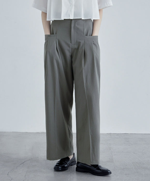 {"color":"\u30b0\u30ec\u30fc","info":"model\uff1aH170cm size\uff1aF"}