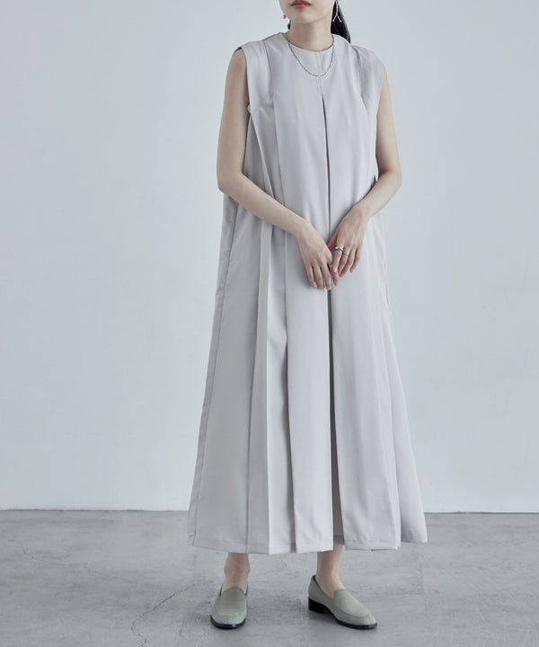 {"color":"\u30e9\u30a4\u30c8\u30b0\u30ec\u30fc","info":"model\uff1aH170cm size\uff1aM"}