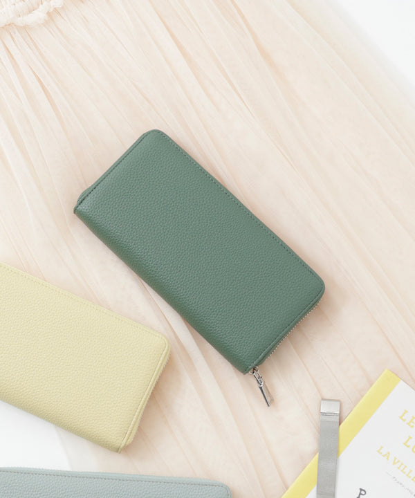 {"color":"\u30b0\u30ea\u30fc\u30f3","info":""}