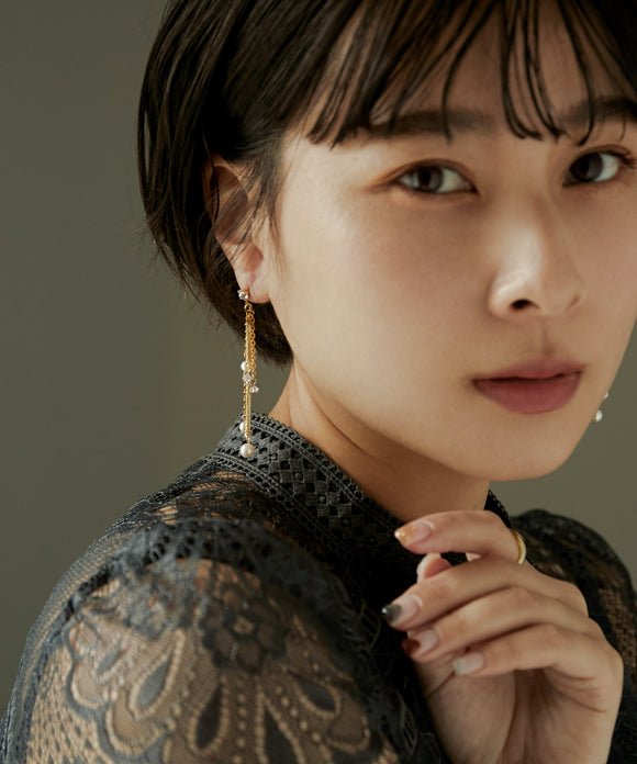 niana 揺れるパールチェーンピアス ゴールド