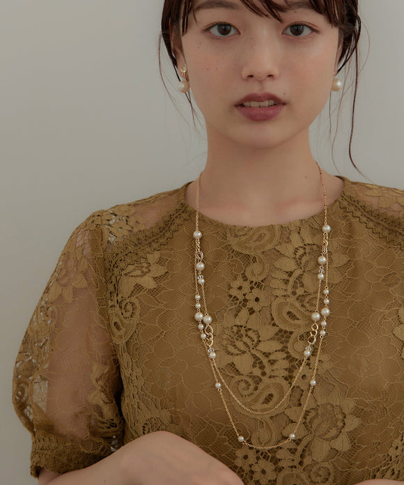 {"color":"\u30b4\u30fc\u30eb\u30c9","info":"model\uff1aH160cm size\uff1aF"}