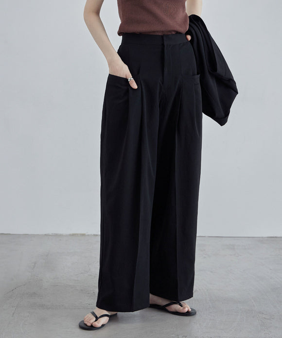 {"color":"\u30d6\u30e9\u30c3\u30af","info":"model\uff1aH170cm size\uff1aF"}