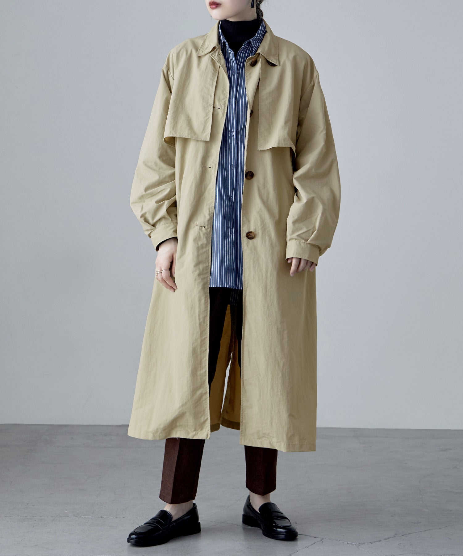 Stand & Soutien collar coat