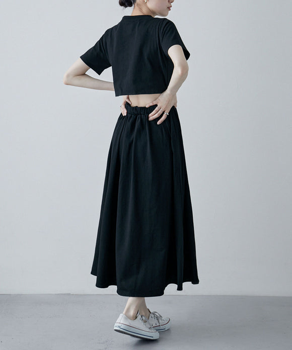 {"color":"\u30d6\u30e9\u30c3\u30af","info":"model\uff1aH170cm size\uff1aF"}