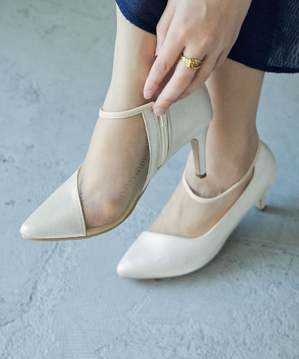 {"color":"\u30d9\u30fc\u30b8\u30e5","info":""}