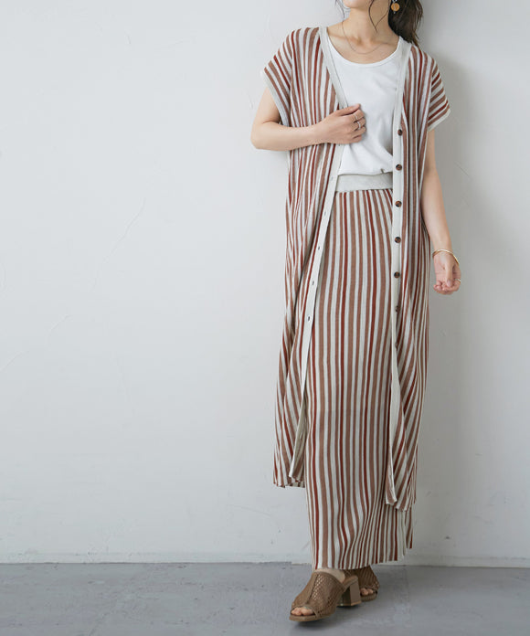 {"color":"\u30aa\u30ec\u30f3\u30b8","info":"model\uff1aH161cm size\uff1aF"}