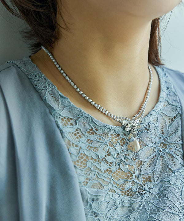 {"color":"\u30b7\u30eb\u30d0\u30fc","info":""}