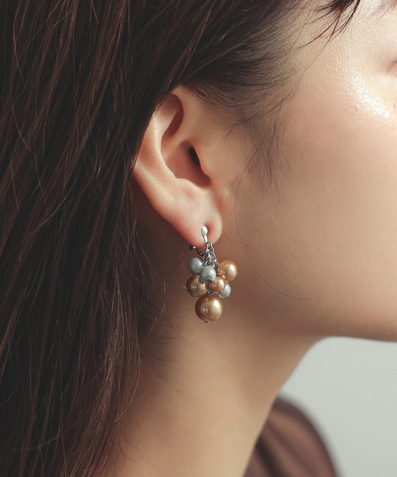 {"color":"\u30b4\u30fc\u30eb\u30c9","info":"model\uff1aH160cm size\uff1aF"}