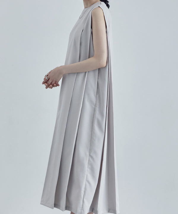 {"color":"\u30e9\u30a4\u30c8\u30b0\u30ec\u30fc","info":"model\uff1aH170cm size\uff1aM"}