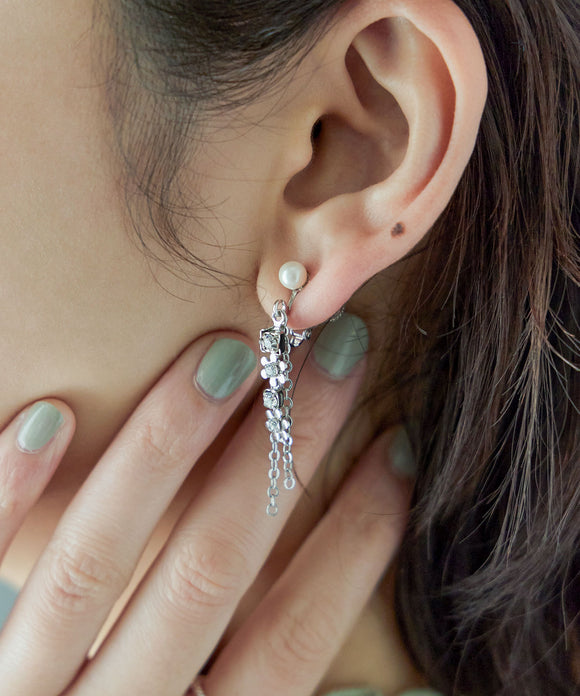 niana フラワーチェーンイヤリング シルバー