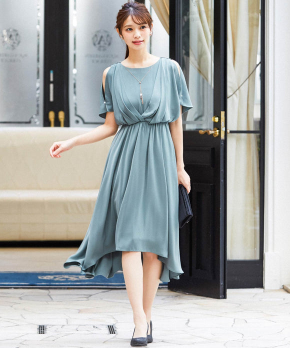 {"color":"\u30c0\u30fc\u30af\u30df\u30f3\u30c8","info":"model\uff1aH164cm size\uff1aM"}