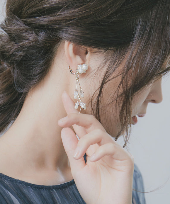 niana 小枝イヤリング ゴールド