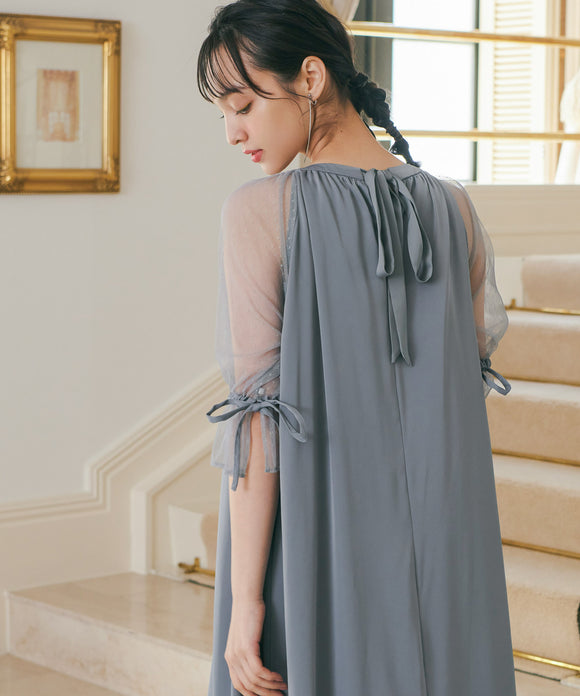 {"color":"\u30d6\u30eb\u30fc\u30b0\u30ec\u30fc","info":"model\uff1aH162cm size\uff1aM"}