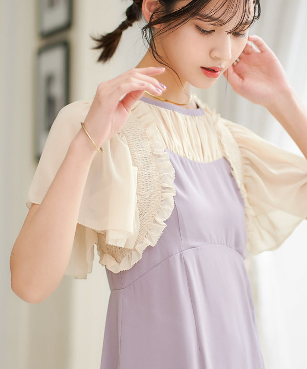 {"color":"\u30b0\u30ec\u30fc\u30b8\u30e5","info":""}