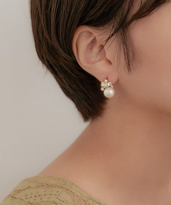 niana クリスタルビジューパールセラミックピアス ゴールド