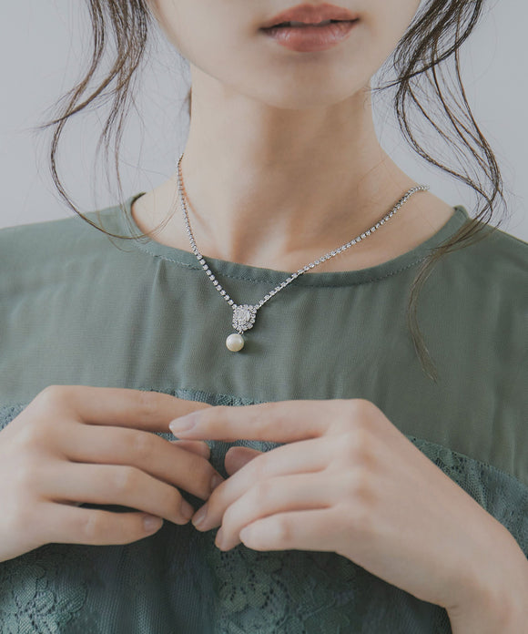 niana パール&ビジューヘッド ゴールドチェーンネックレス シルバー