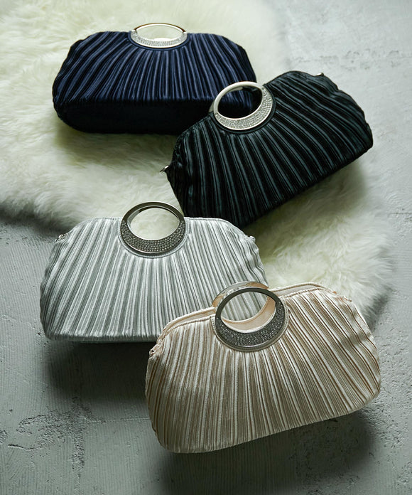 niana サテンプリーツ パーティーバッグ ブラック