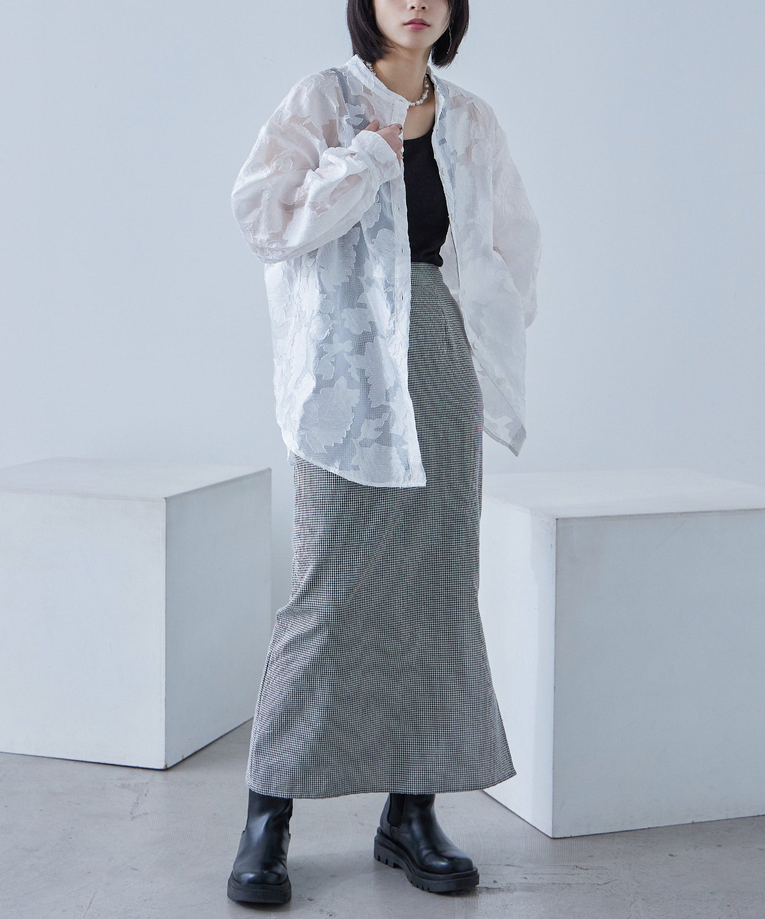 「deat.ful」白のビックシャツサイズＭ シアージャガードビッグシャツ｜シャツ・ブラウス - Fashion Letter