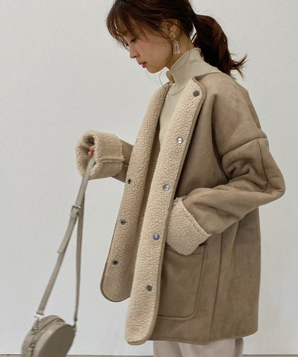 Fashion Letter フェイクムートンリバーシブルジャケット ベージュ