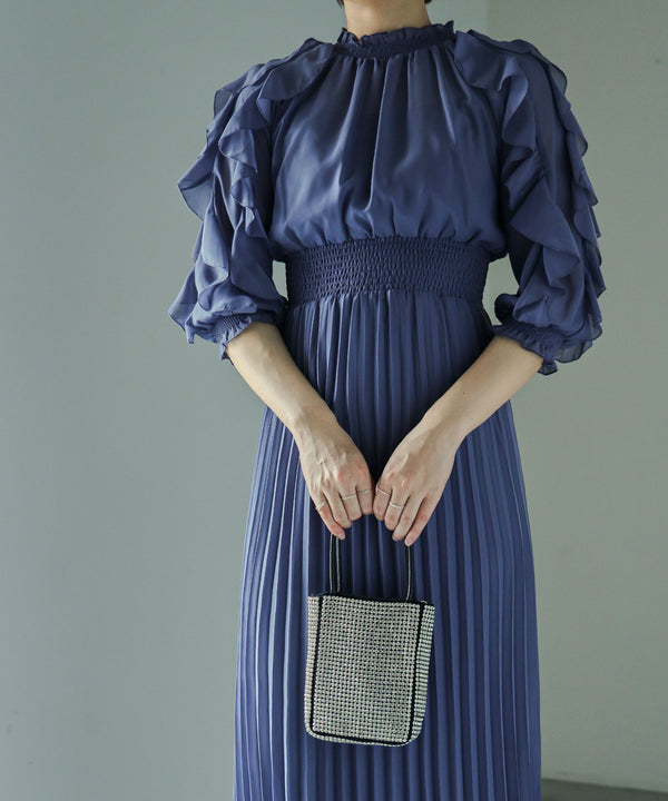 {"color":"\u30b7\u30eb\u30d0\u30fc","info":""}