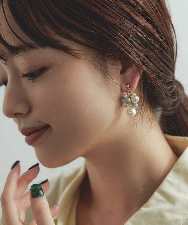 {"color":"\u30a2\u30a4\u30dc\u30ea\u30fc","info":""}