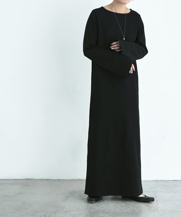 {"color":"\u30d6\u30e9\u30c3\u30af","info":"model\uff1aH155cm size\uff1aM"}