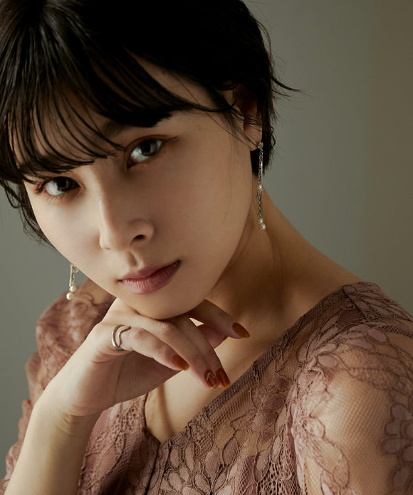 niana 揺れるパールチェーンピアス シルバー