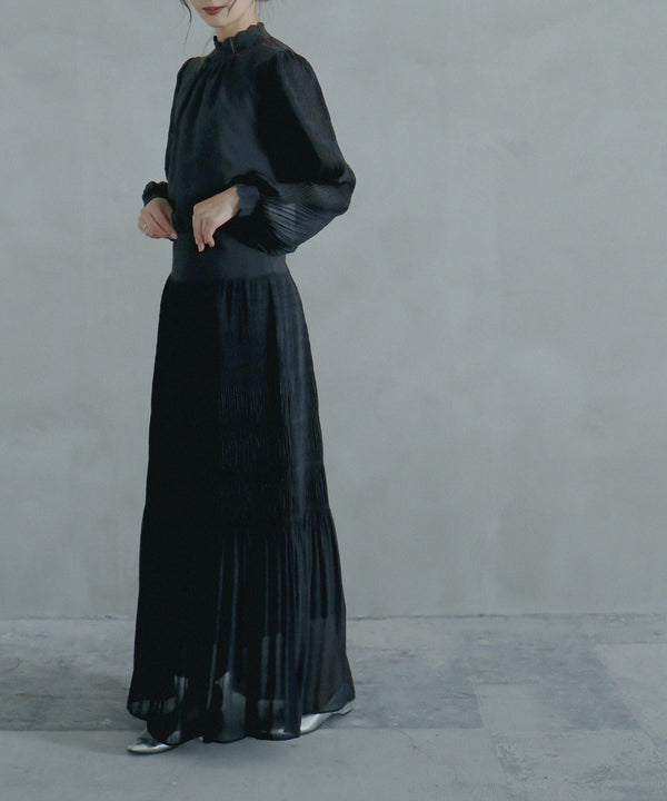 Fashion Letter マジョリカプリーツハイネックブラウス ブラック