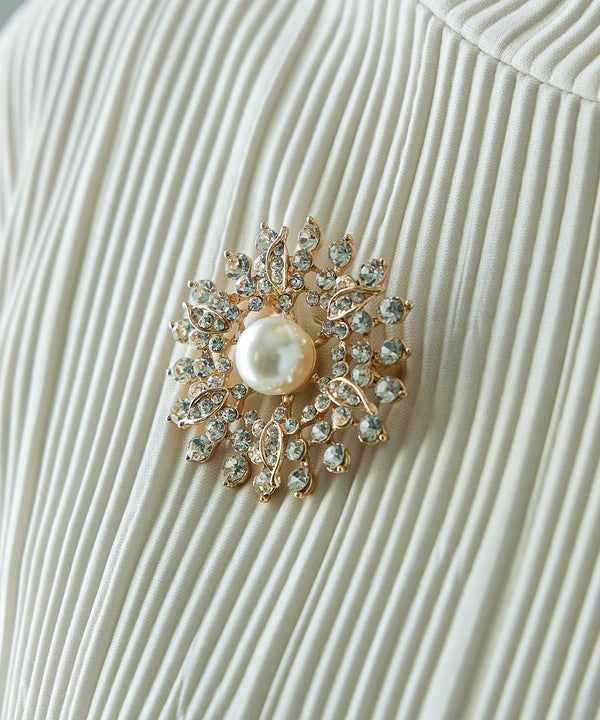 {"color":"\u30b4\u30fc\u30eb\u30c9","info":""}