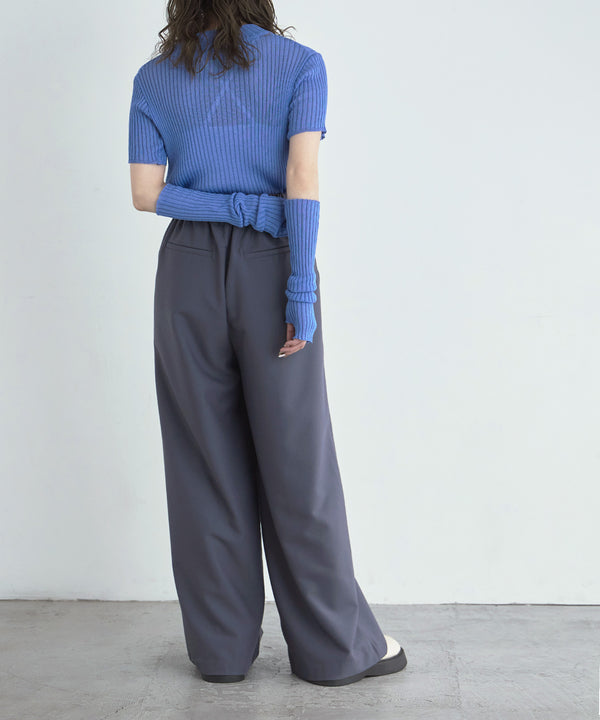 {"color":"\u30e9\u30a4\u30c8\u30d6\u30eb\u30fc","info":""}