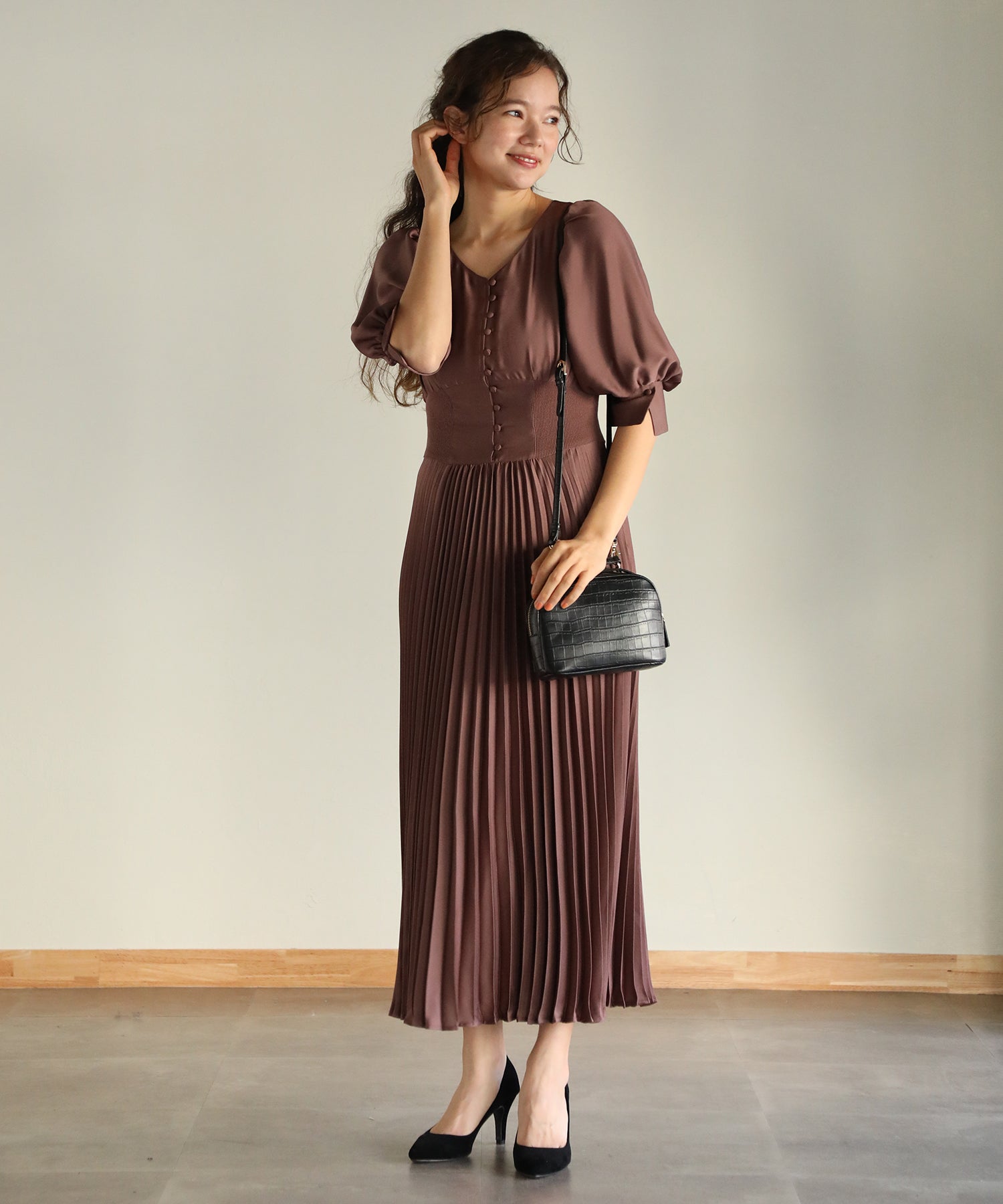 Vネックプリーツワンピース｜パーティードレス・結婚式ワンピース - aity