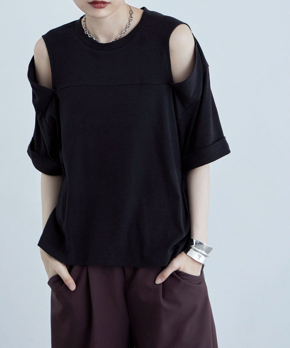 {"color":"\u30d6\u30e9\u30c3\u30af","info":"model\uff1aH170cm size\uff1aM-L"}