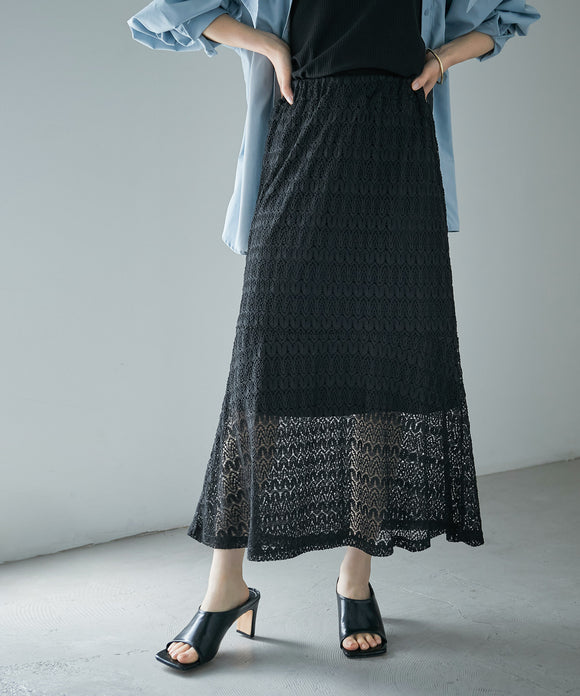{"color":"\u30d6\u30e9\u30c3\u30af","info":"model\uff1aH161cm size\uff1aM"}