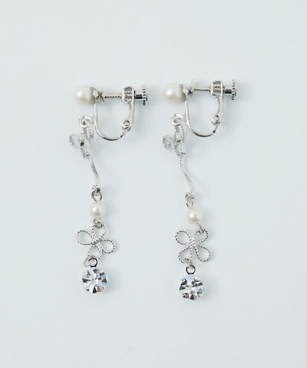 {"color":"\u30b7\u30eb\u30d0\u30fc","info":""}