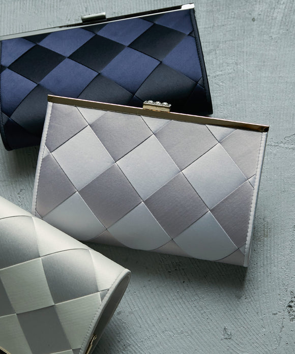 niana ダイヤ柄クラッチバッグ シルバーグレー×グレー