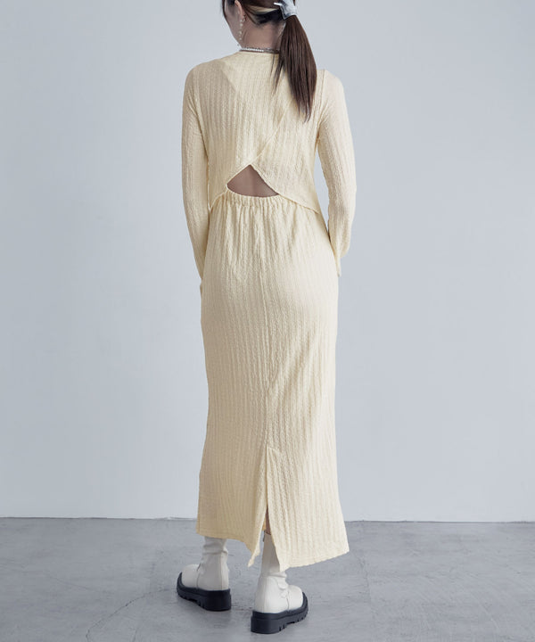 {"color":"\u30a2\u30a4\u30dc\u30ea\u30fc","info":""}