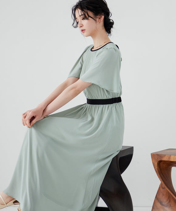 {"color":"\u30df\u30f3\u30c8","info":"model\uff1aH171 size\uff1aM(38)"}