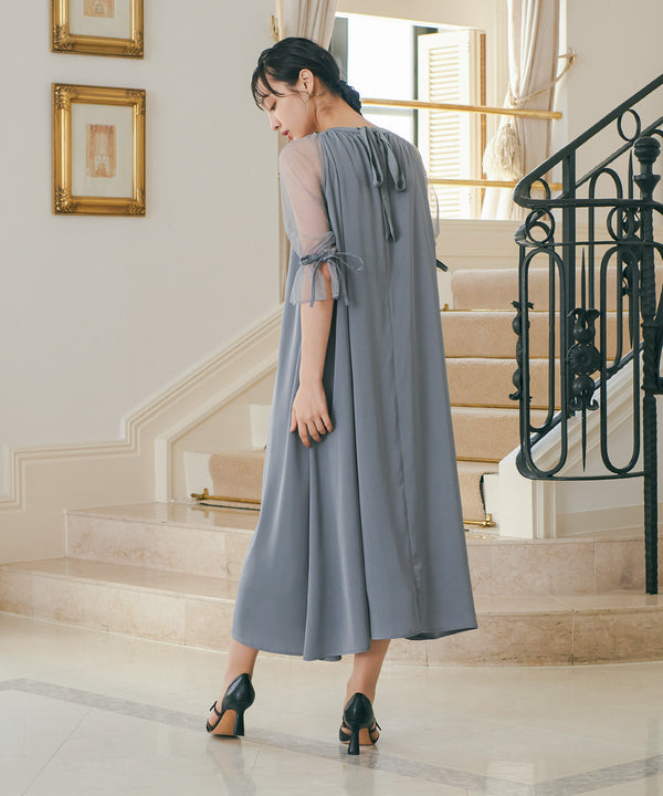 {"color":"\u30d6\u30eb\u30fc\u30b0\u30ec\u30fc","info":"model\uff1aH162cm size\uff1aM"}