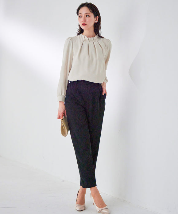 {"color":"\u30d9\u30fc\u30b8\u30e5\u00d7\u30d6\u30e9\u30c3\u30af","info":"model\uff1aH168 B83 W62 H89 size\uff1aM"}