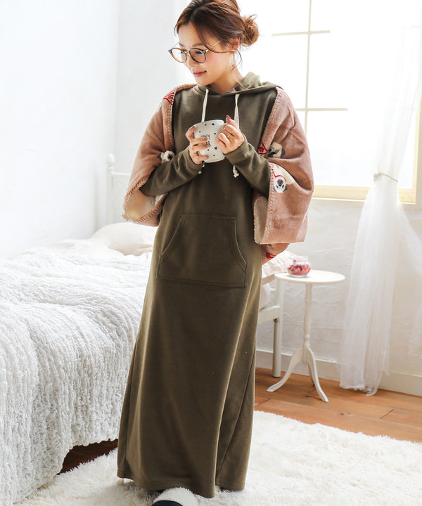 Fashion Letter スワンネル3WAYひざ掛け パグ・ベージュ
